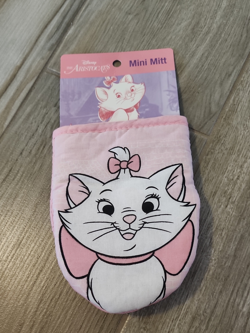 NWT Disney The Aristocats Mini Oven Mitt